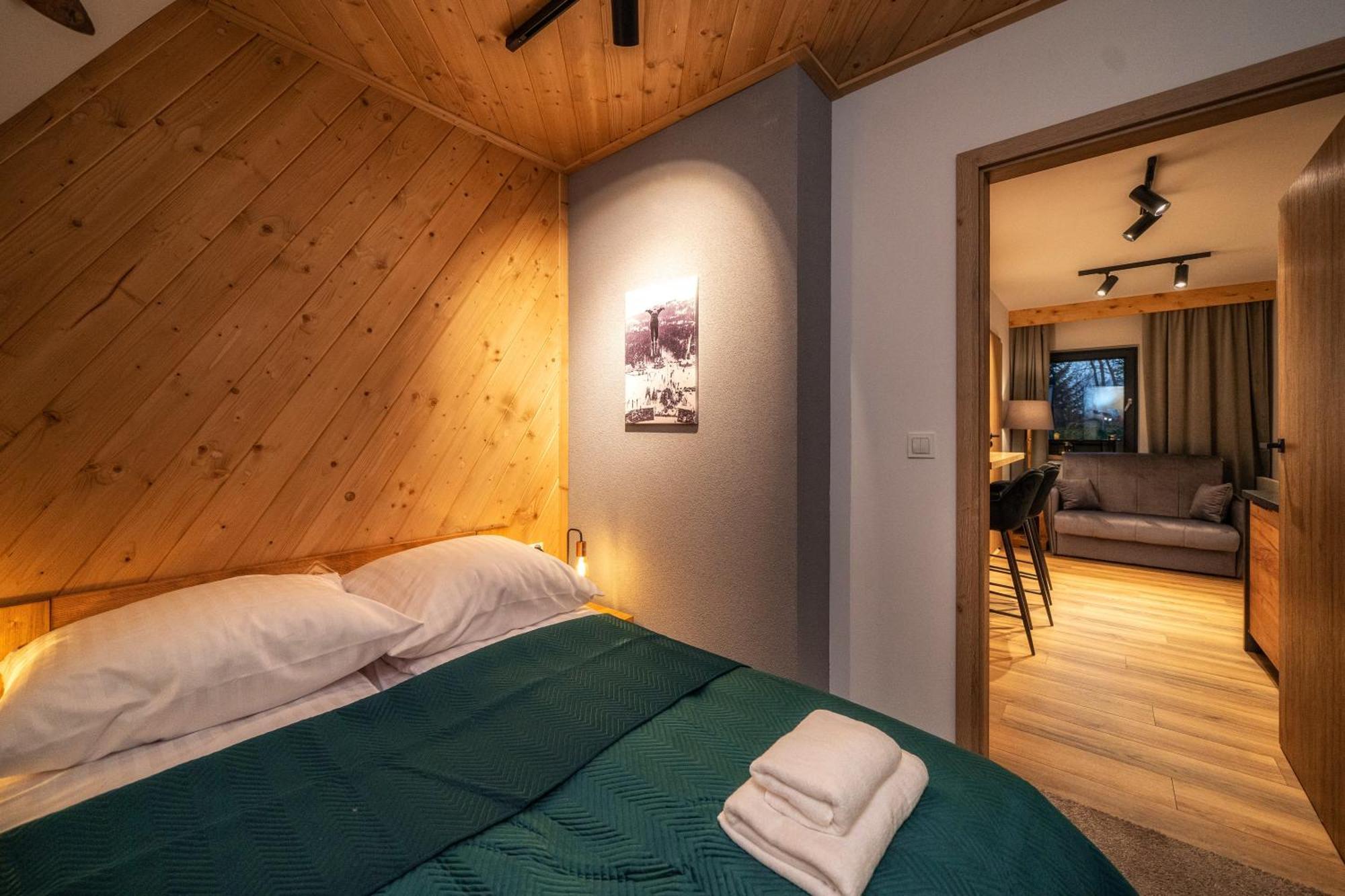 Tatrzanska Miejscowka - Apartamenty Centrum Zakopane Rum bild