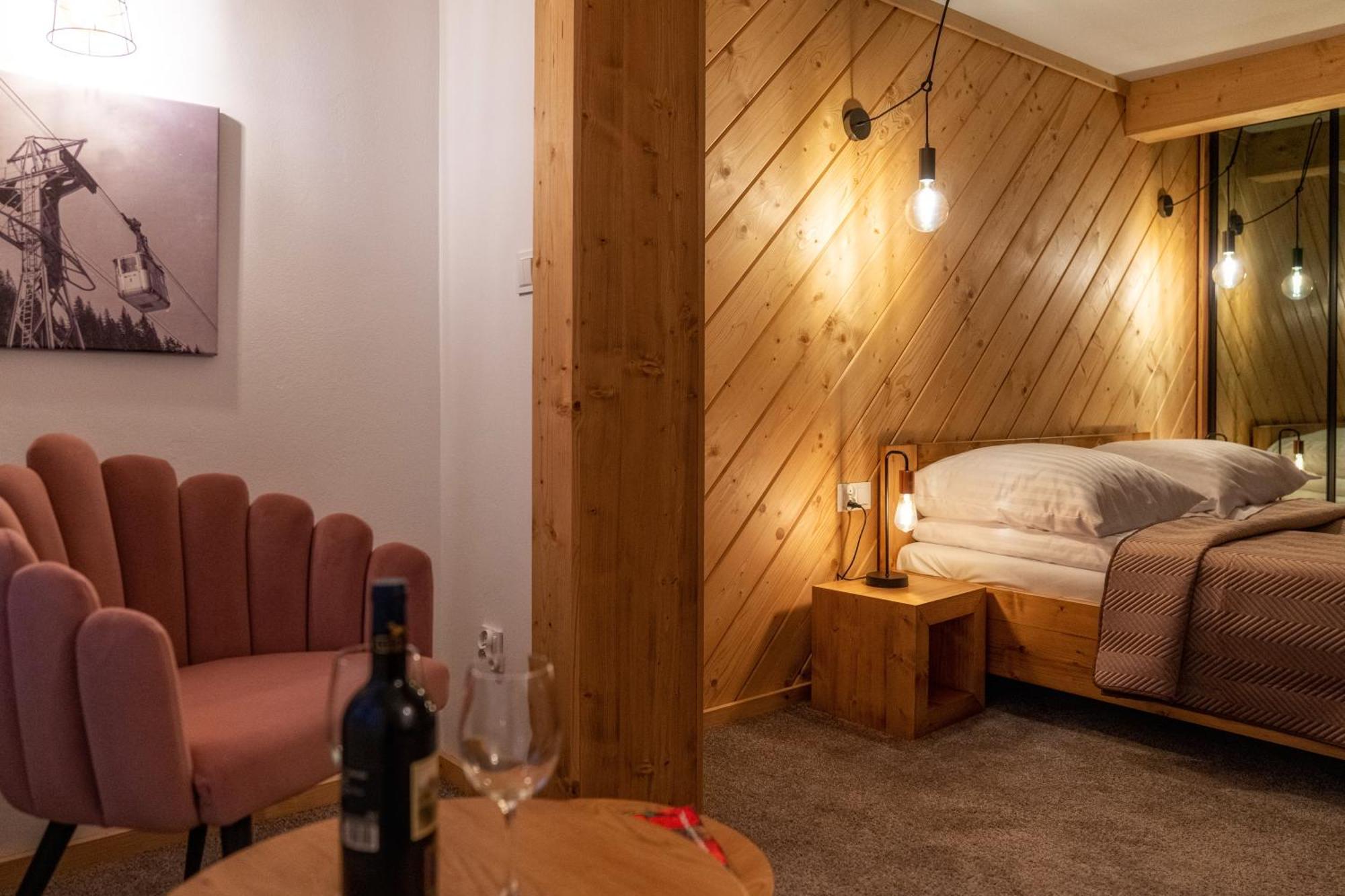 Tatrzanska Miejscowka - Apartamenty Centrum Zakopane Rum bild