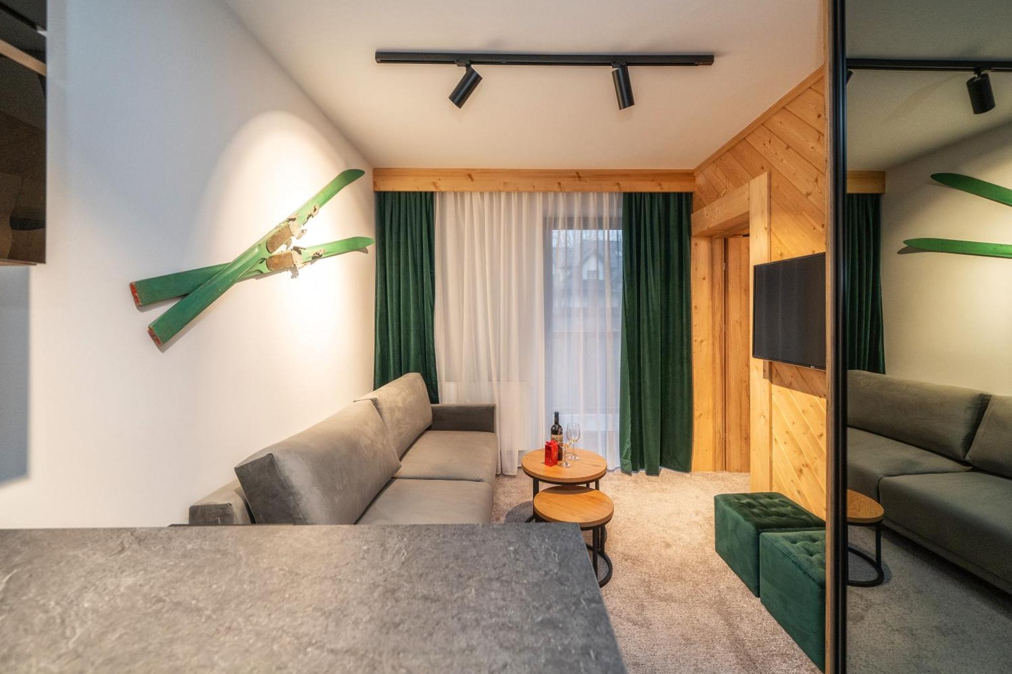 Tatrzanska Miejscowka - Apartamenty Centrum Zakopane Rum bild